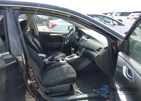 2015 Nissan Sentra S z USA, uszkodzony, nr VIN 3N1AB7AP1FY360138